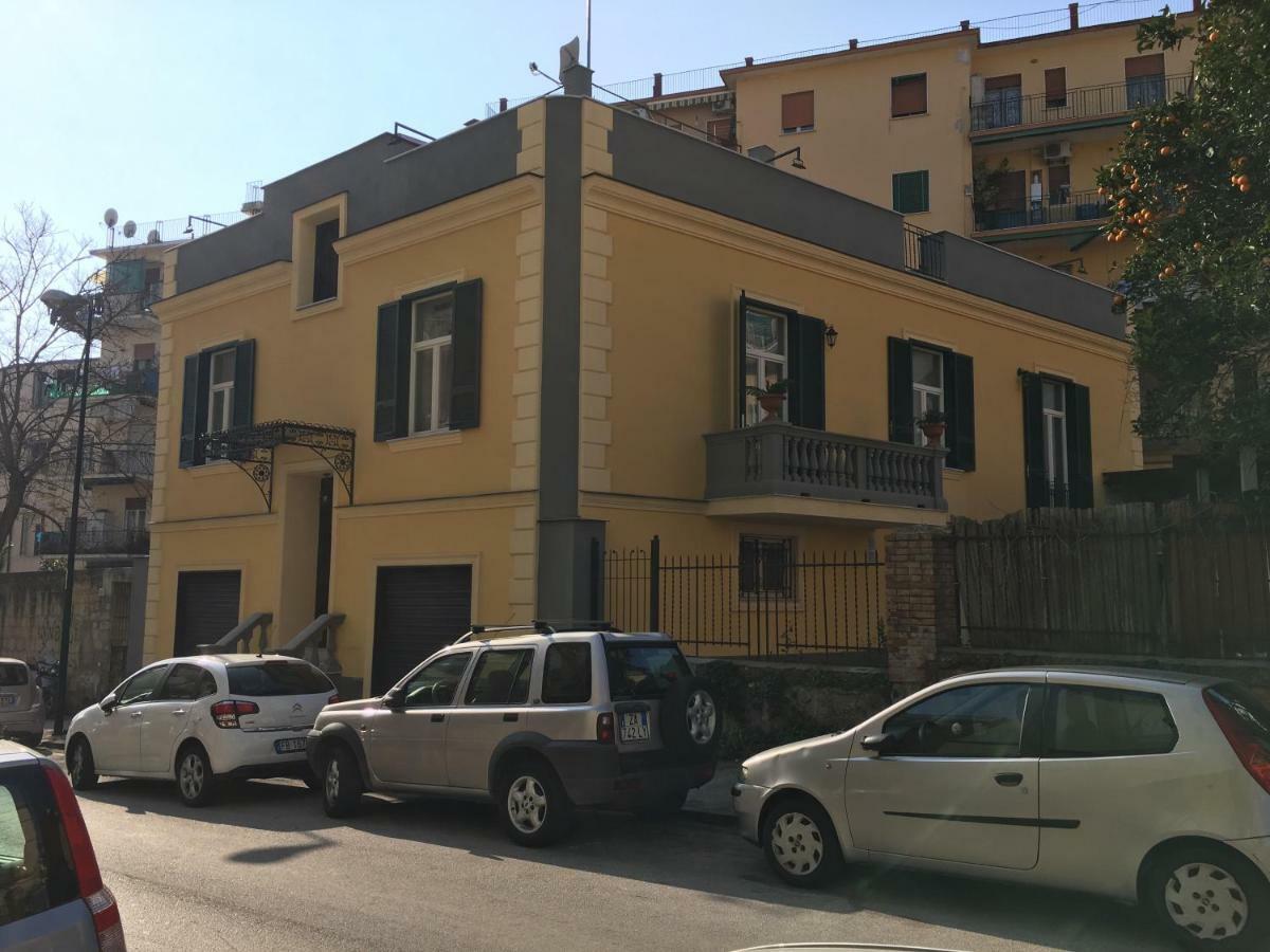 נאפולי Villa Rosa מראה חיצוני תמונה