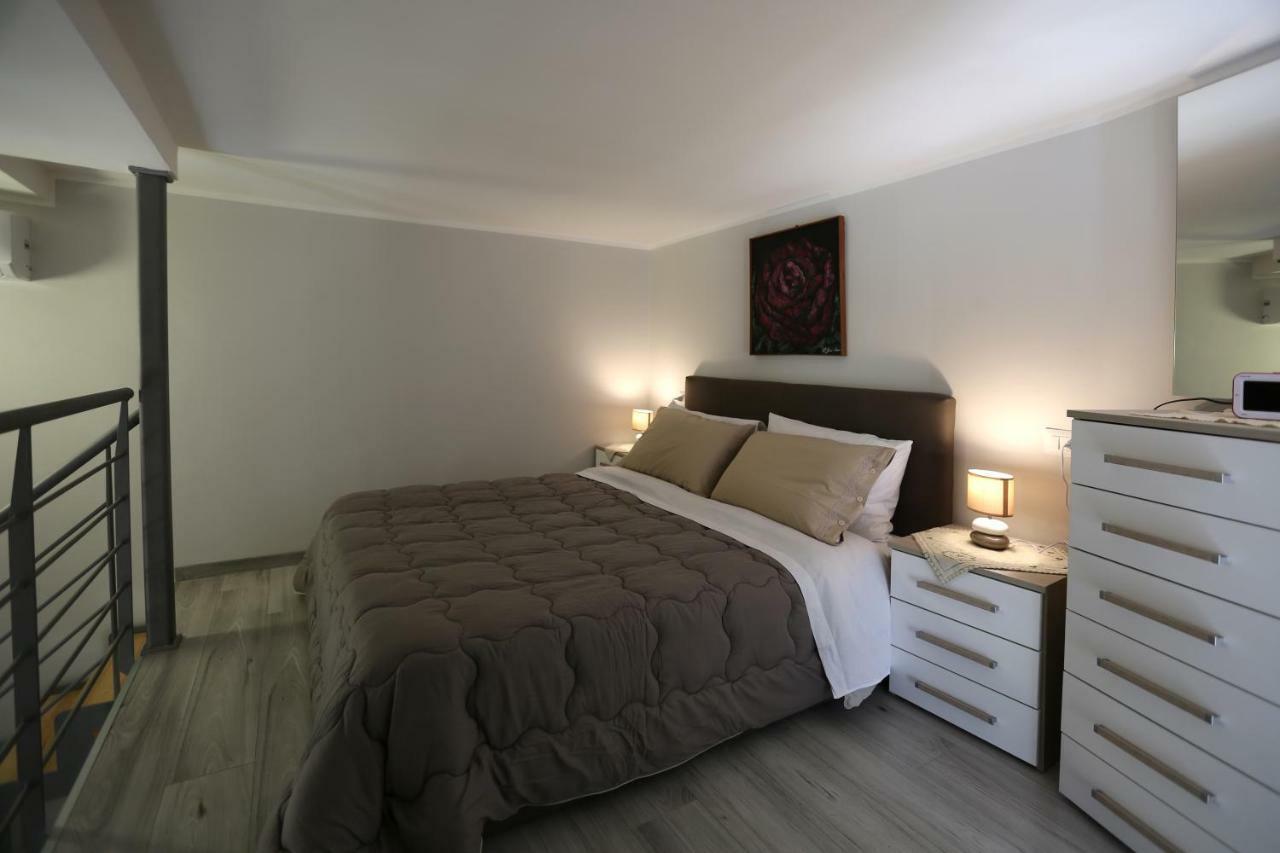 נאפולי Villa Rosa מראה חיצוני תמונה