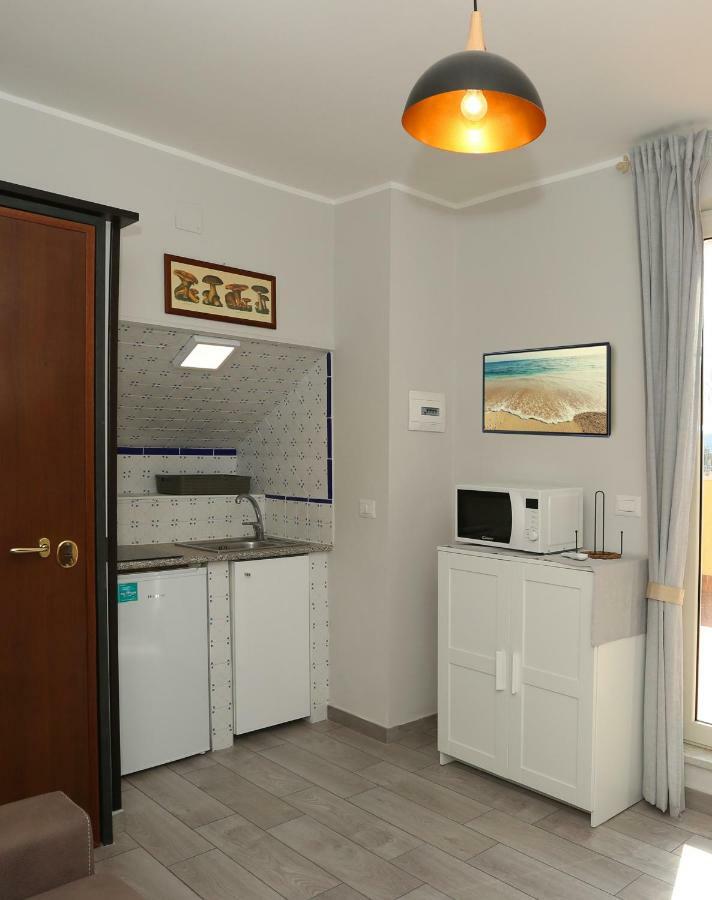 נאפולי Villa Rosa מראה חיצוני תמונה