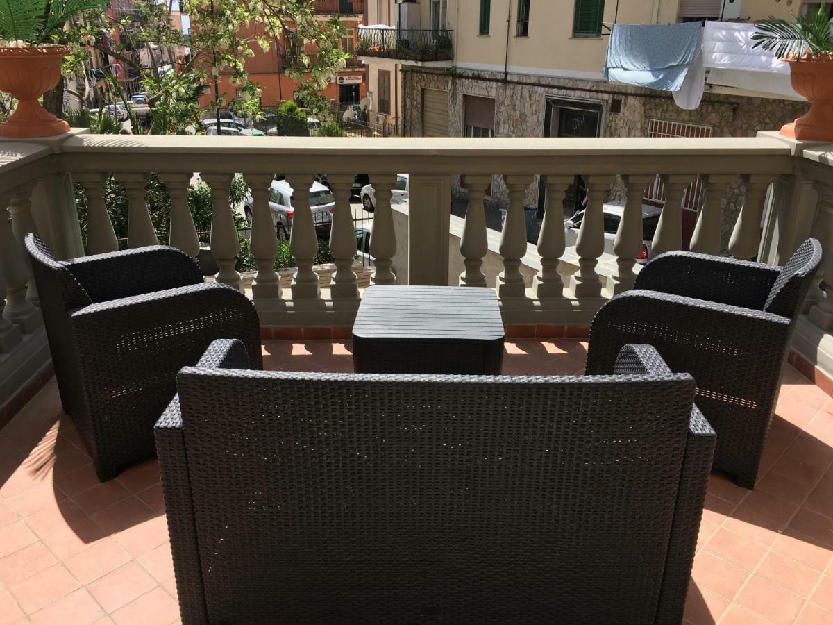 נאפולי Villa Rosa מראה חיצוני תמונה