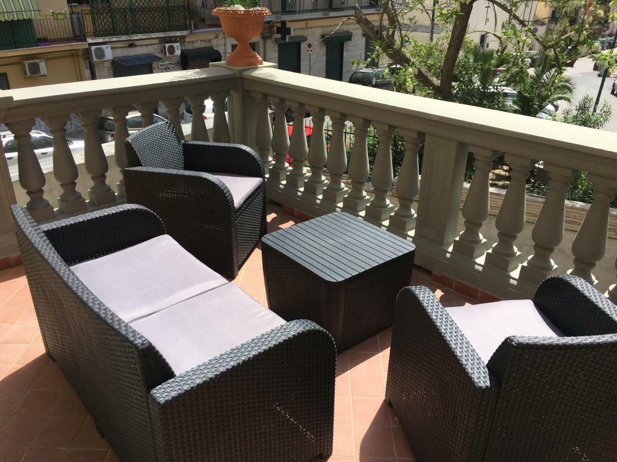נאפולי Villa Rosa מראה חיצוני תמונה